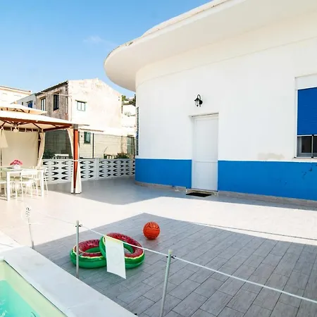 Apartament Modern With Sea View In