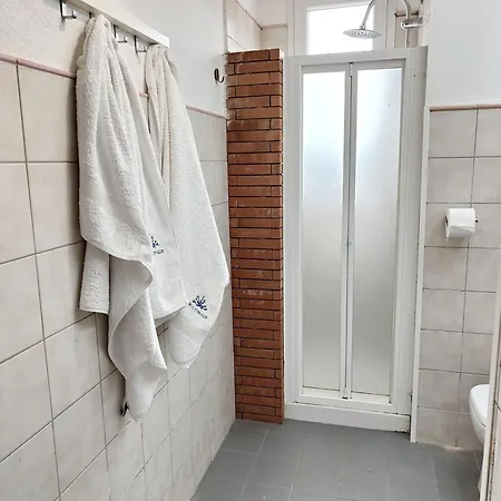 Modern With Sea View In 公寓